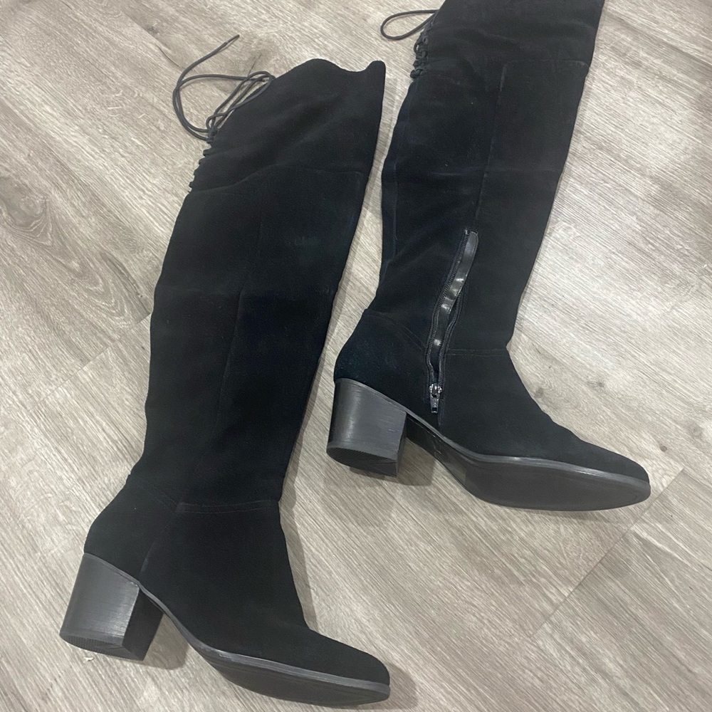 Over-the-knee black boots